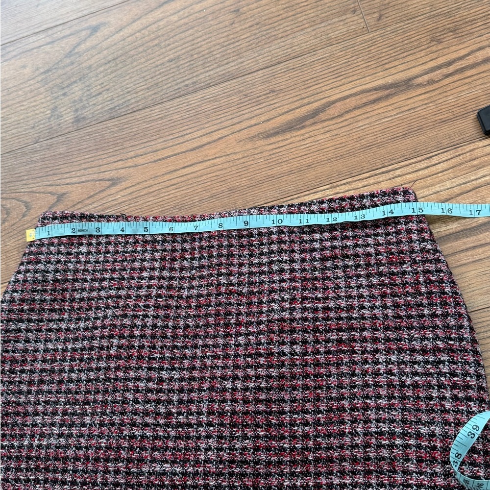 White House Black Market Red and Black Tweed Pencil Skirt - Picture 4 of 6